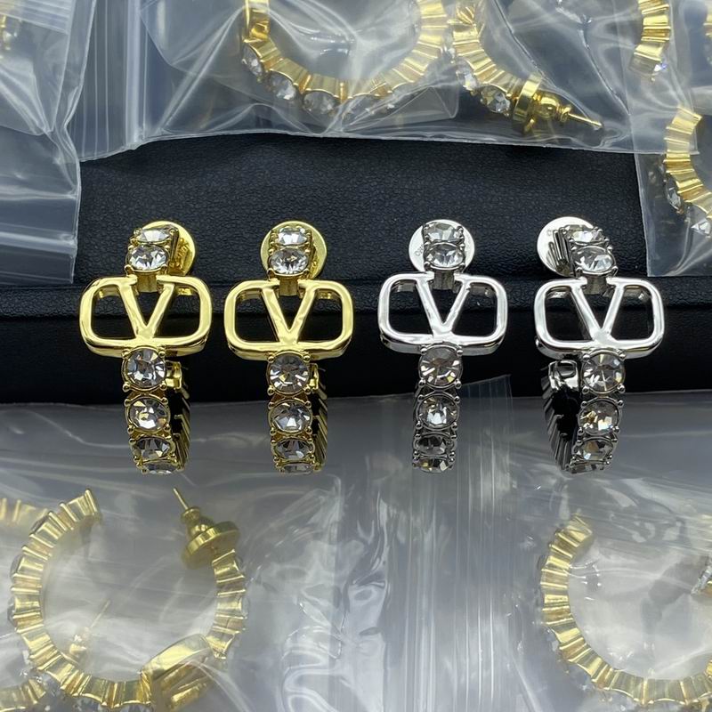 Valentino earring 12yx31